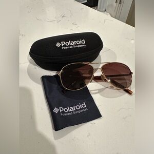 Women’s Polaroid aviator sunglasses